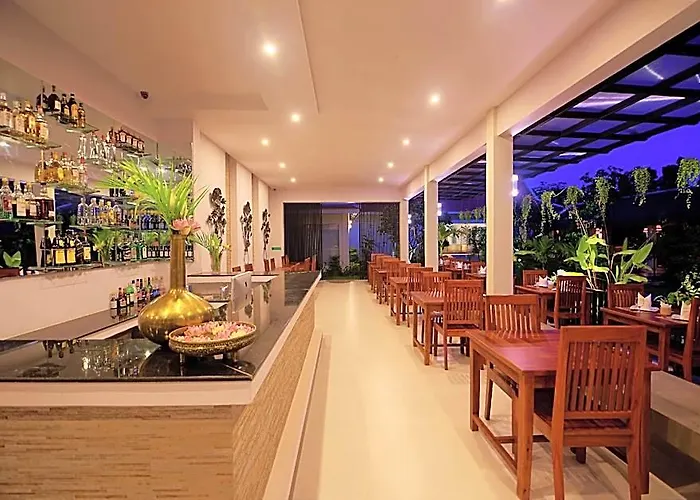 New Riverside Hotel 4*
